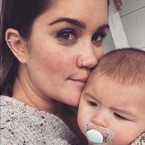 Meet your Posher, Courtney